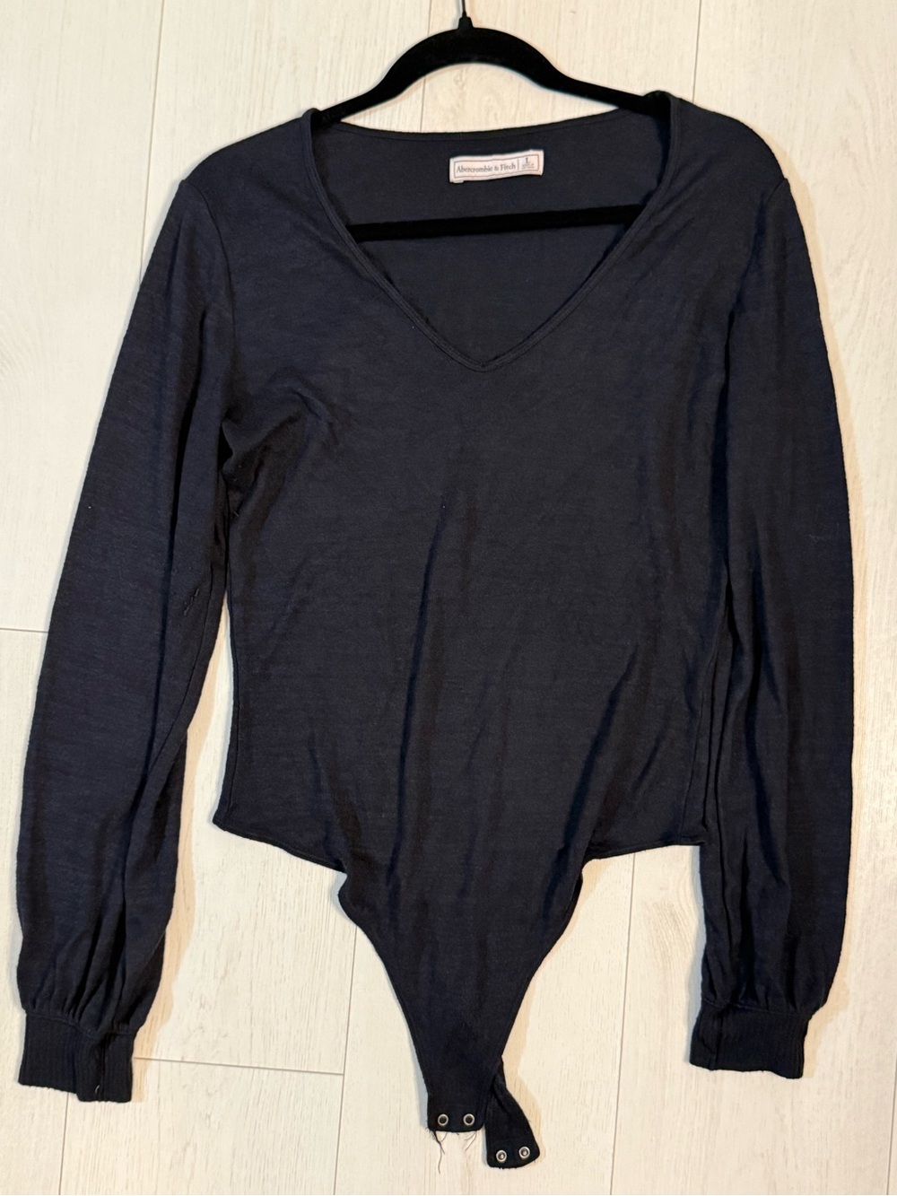 Abercrombie & Fitch Black V-Neck Long-Sleeve Bodysuit